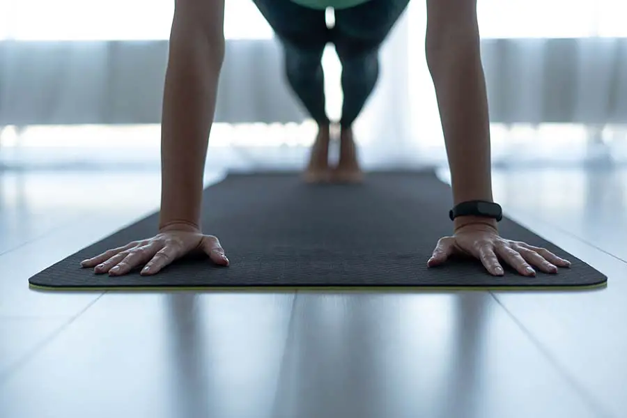 average yoga mat size